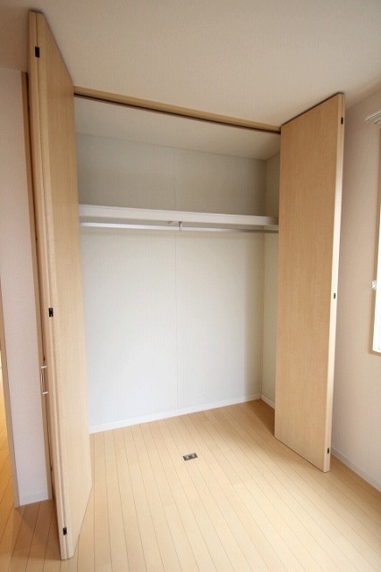 収納　別号室の写真です（反転）