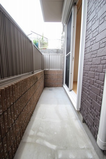 バルコニー　別号室の写真です（反転）