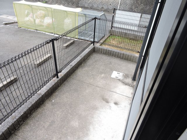 バルコニー　※別号室です。現況を優先します。