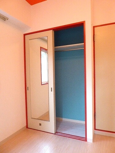 収納　収納扉開放時（洋室）※前回募集時2020年7月撮影