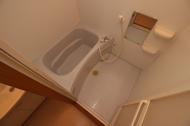 バス・シャワールーム　※現況を優先します。