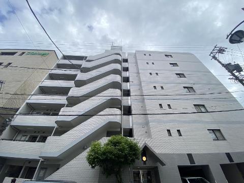 建物外観　外観写真（昼）