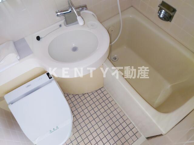 バス・シャワールーム　日々の疲れを癒すお風呂付です