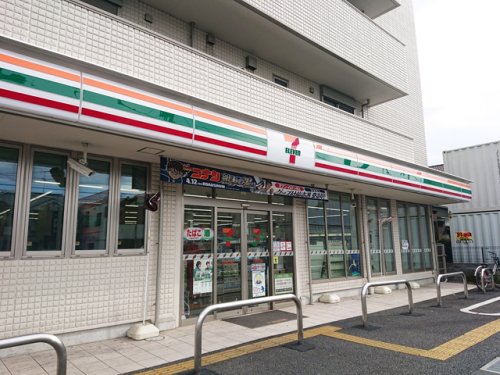 コンビニ　セブンイレブン 川口末広2丁目店（コンビニ）まで207m