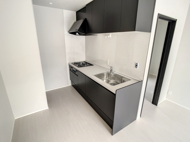 洗面設備　掲載写真は同型モデルを掲載しており実際のお部屋と仕様等が異な