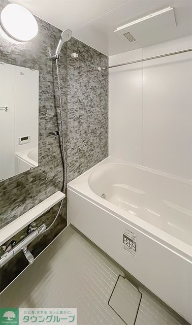 バス・シャワールーム　※写真は同タイプ住戸です。