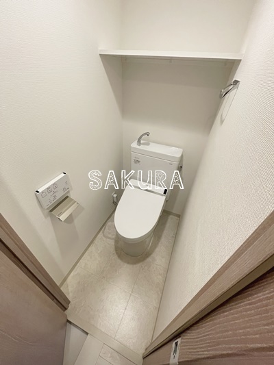 トイレ　嬉しい温水洗浄便座♪