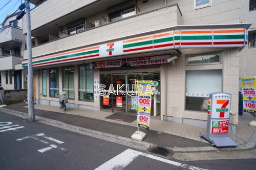 コンビニ　セブン-イレブン 横浜大口駅東店（コンビニ）まで134m