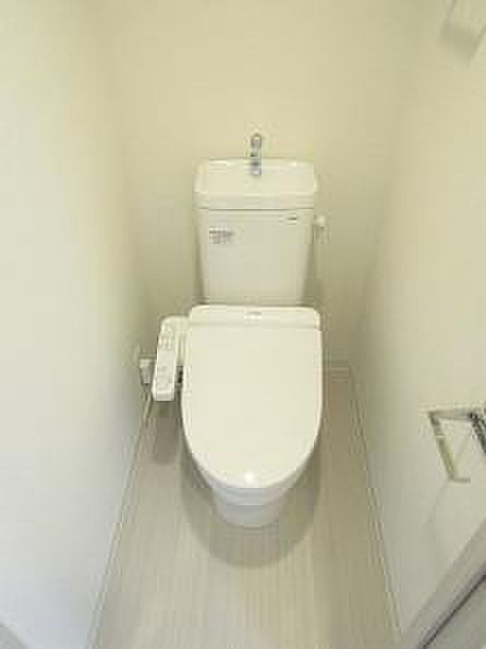 トイレ　※同施工会社のイメージ写真※