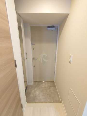 玄関　ロイジェント上野桜木