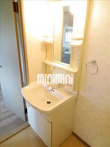 洗面設備　洗面台です。