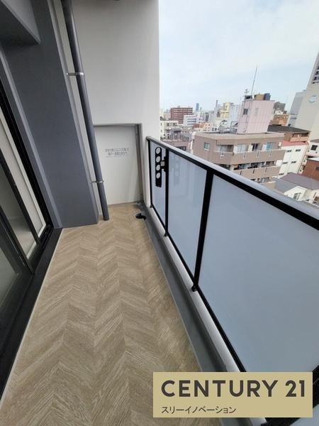 バルコニー　★物干しスペースたっぷり★