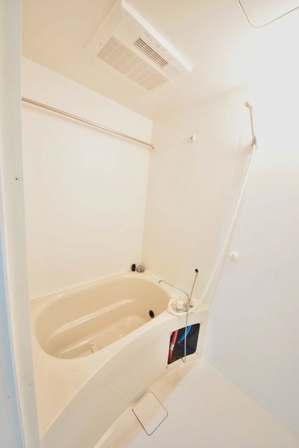 バス・シャワールーム　お問合せはタウンハウジングまで！※現地待合わせ相談可能