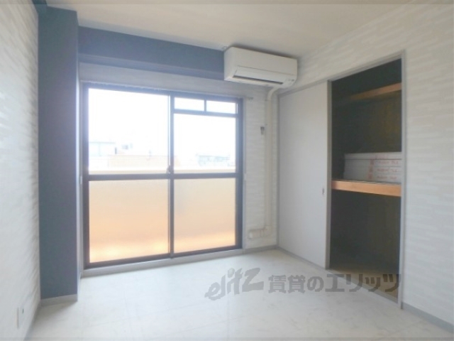 居室・リビング　洋室