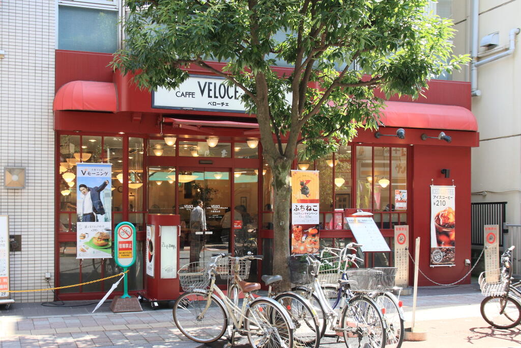 飲食店　カフェ・ベローチェ千歳烏山店（飲食店）まで222m