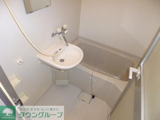 バス・シャワールーム　★もちろんバス・トイレ別★