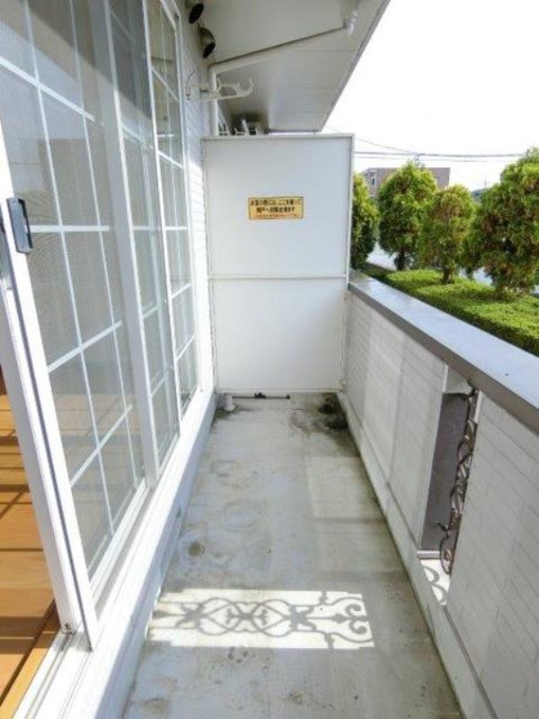 バルコニー　図面と現状に相違がある場合には現状を優先