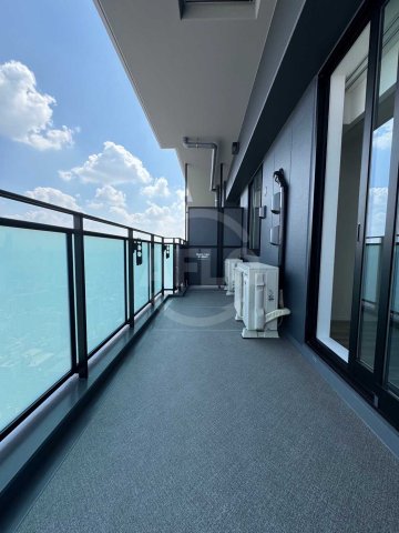 バルコニー　シエリアタワー大阪堀江　バルコニー