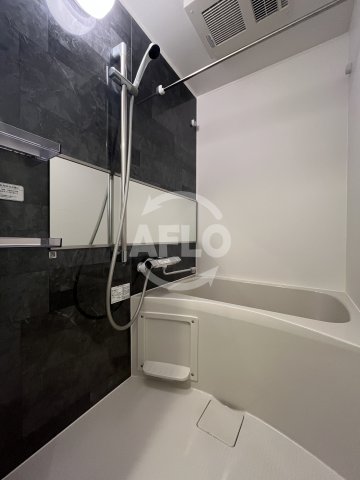 バス・シャワールーム　プレサンスOSAKA姫里エンファシス　浴室