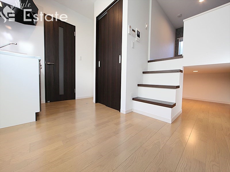 居室・リビング　リビング★エアコン付★クローゼット付