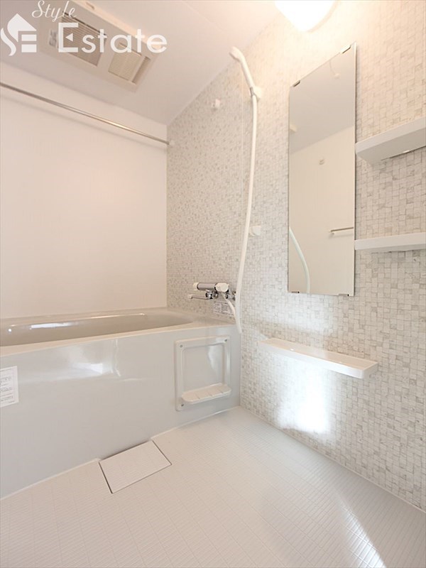 バス・シャワールーム　バスルーム★浴室乾燥機付