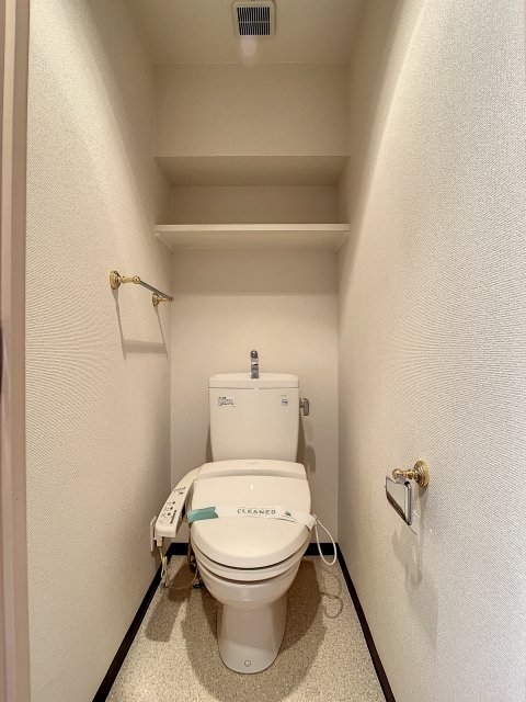 トイレ　コンパクトで使いやすいトイレです