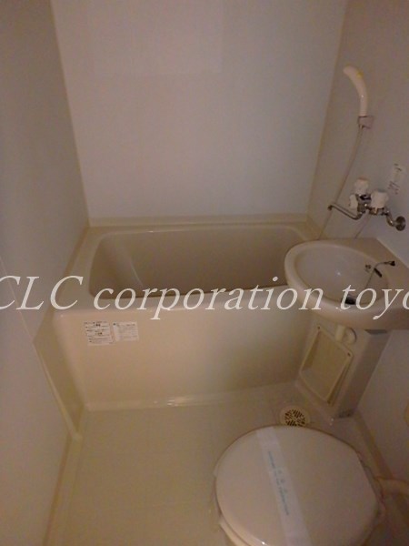 バス・シャワールーム　同仕様写真使用