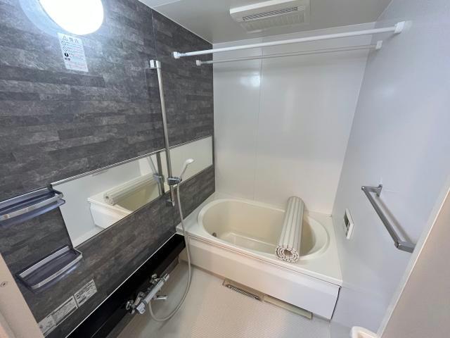 バス・シャワールーム　※別部屋イメージ