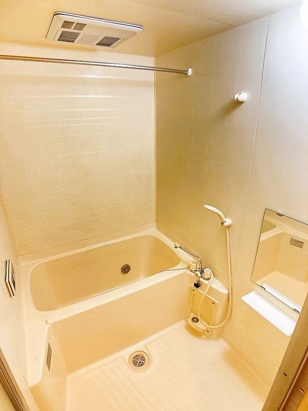 バス・シャワールーム　バス