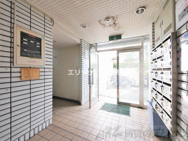 ロビー　エントランス