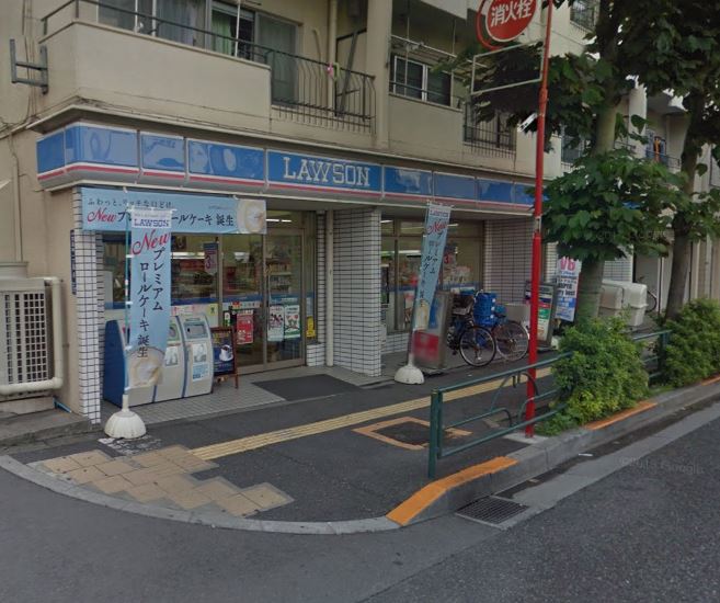 コンビニ　ローソン 大森中（コンビニ）まで482m