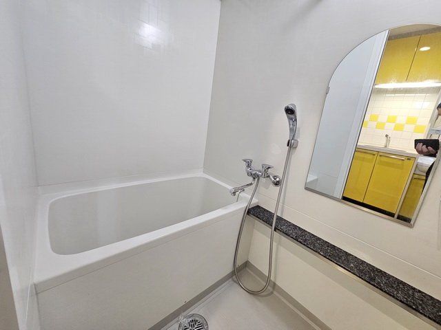 バス・シャワールーム　バス