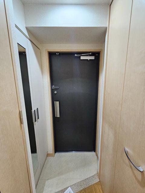 玄関　キッチン