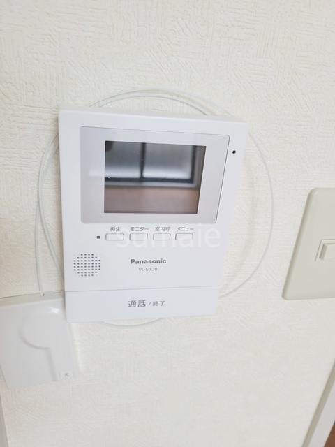 セキュリティ　インターフォン付いてます。