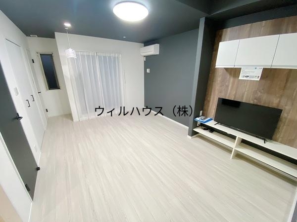 居室・リビング　フローリング！