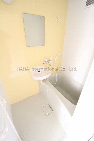 バス・シャワールーム　同タイプ参考写真です。