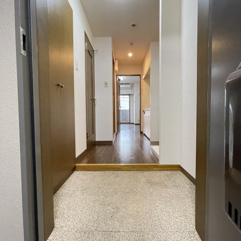 玄関　同仕様タイプです