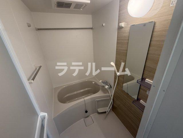 バス・シャワールーム　同施工参考写真となります