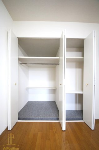 収納　サンファースト京橋