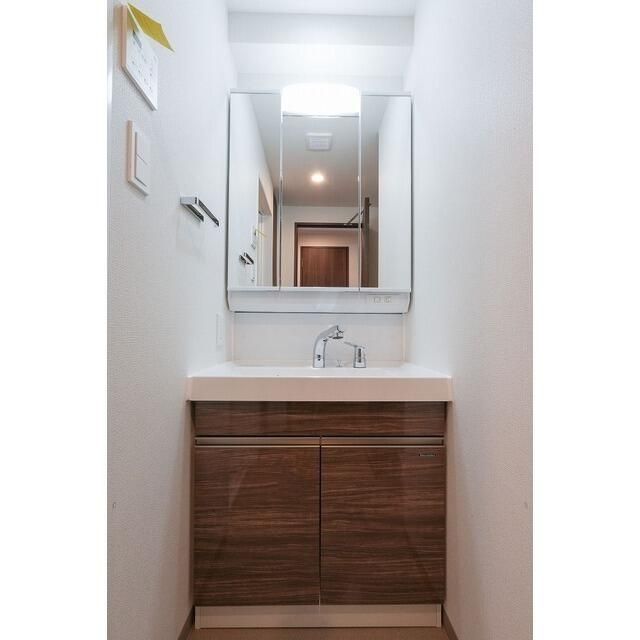 洗面設備　忙しい朝には欠かせない洗面所です