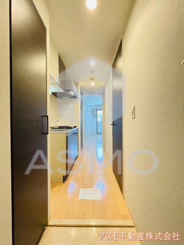 玄関　※建物内別間取参考写真