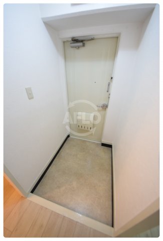 玄関　セヴィア谷町　玄関