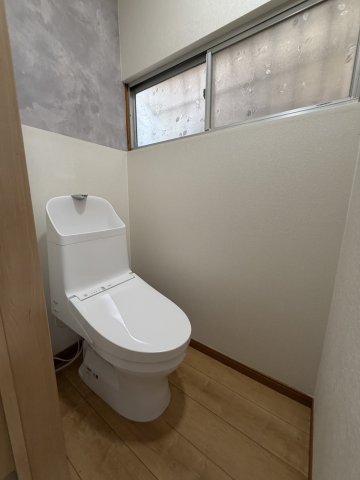 トイレ　コンパクトで使いやすいトイレです
