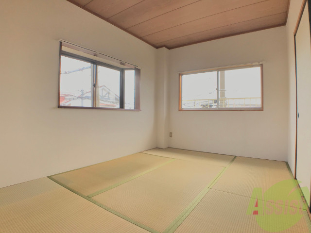 その他部屋・スペース　お布団でお休みのかたは畳のお部屋がいいですよねー。
