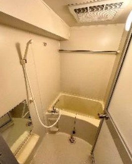 バス・シャワールーム　日々の暮らしに欠かせないお風呂です
