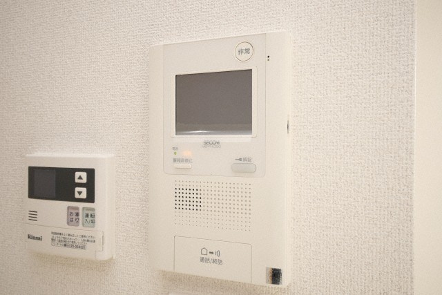 セキュリティ　モニター付きインターホンです