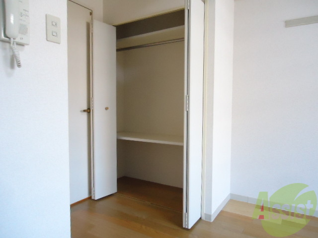 収納　奥行きもしっかりあるクローゼット
