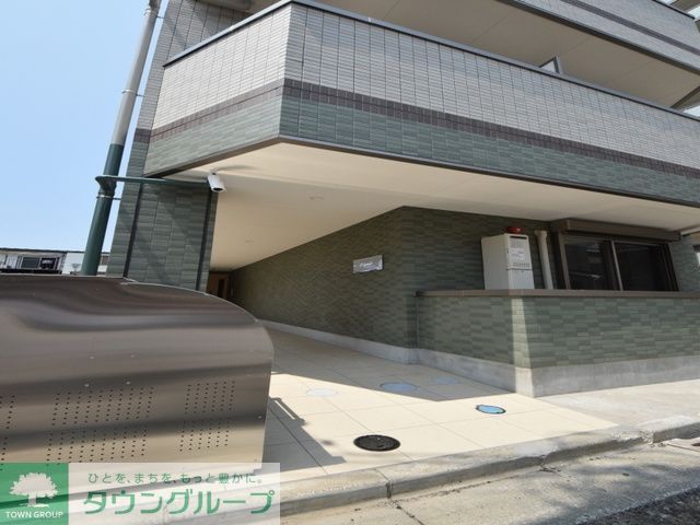 エントランス　お問合せはタウンハウジングまで！※現地待合わせ相談可能