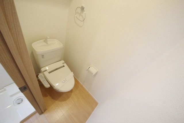 トイレ　別部屋参考写真