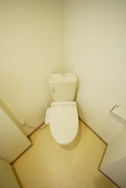 トイレ　※別号室参考写真